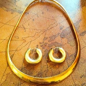 Solid gold 14 k necklace and earrings